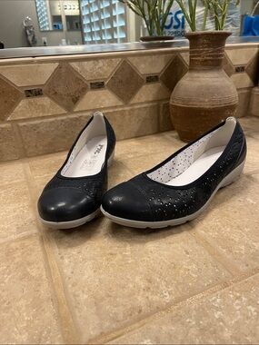 IMAC Navy Ballerina Flats 41